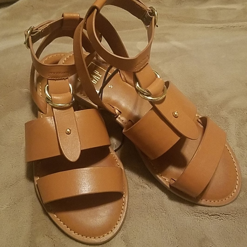 Gap Sandals